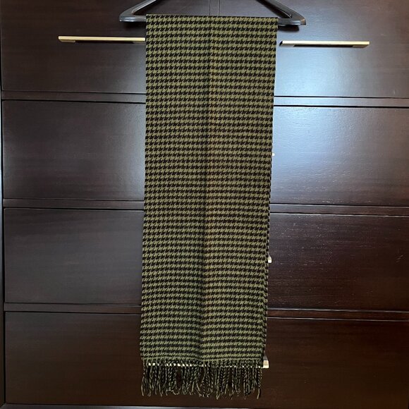 100% Cashmere Scarf Made in Scotland - Picture 5 of 5